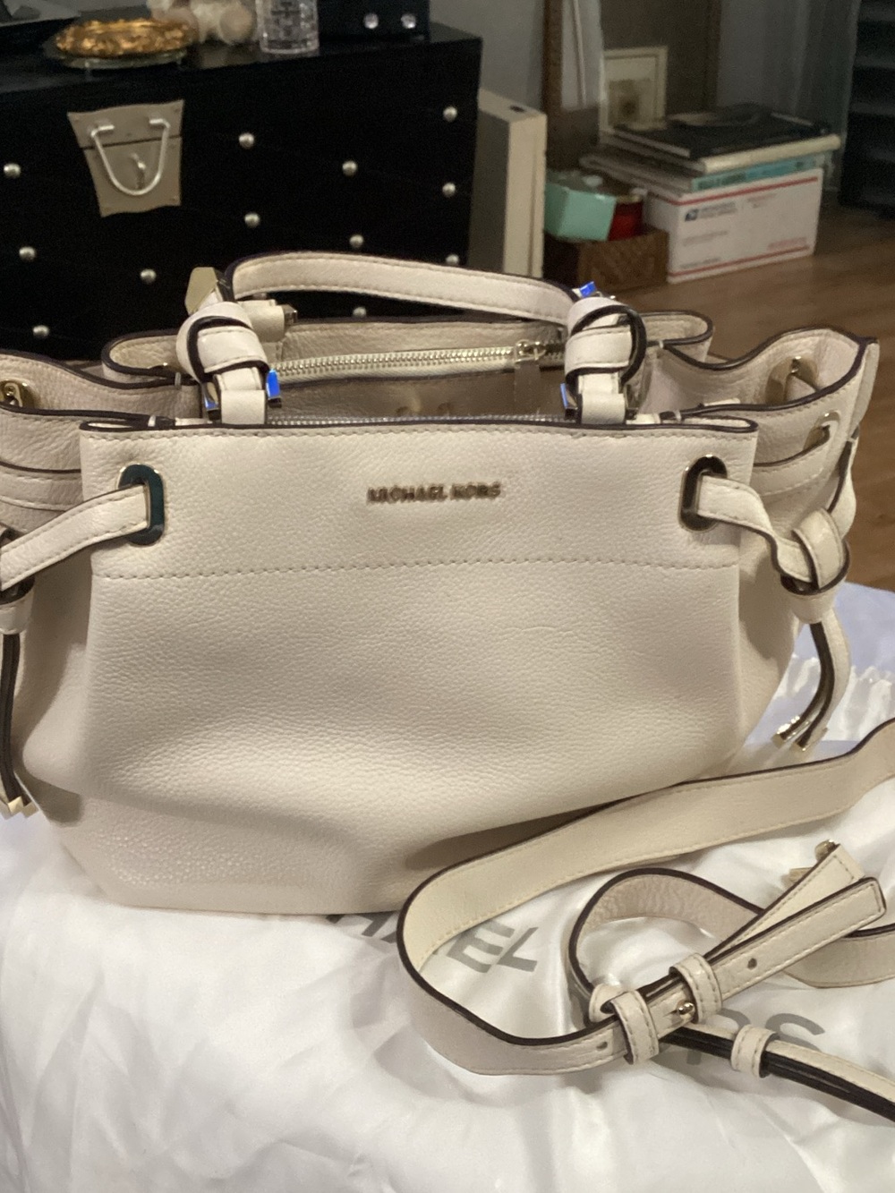 Michael Kors Almond Leather Shoulder Satchel with Gold Hardware lots of pockets!